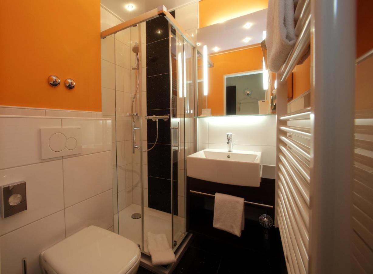 Hotel Unterfeldhaus Erkrath Dış mekan fotoğraf