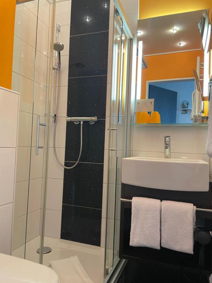 Hotel Unterfeldhaus Erkrath Dış mekan fotoğraf
